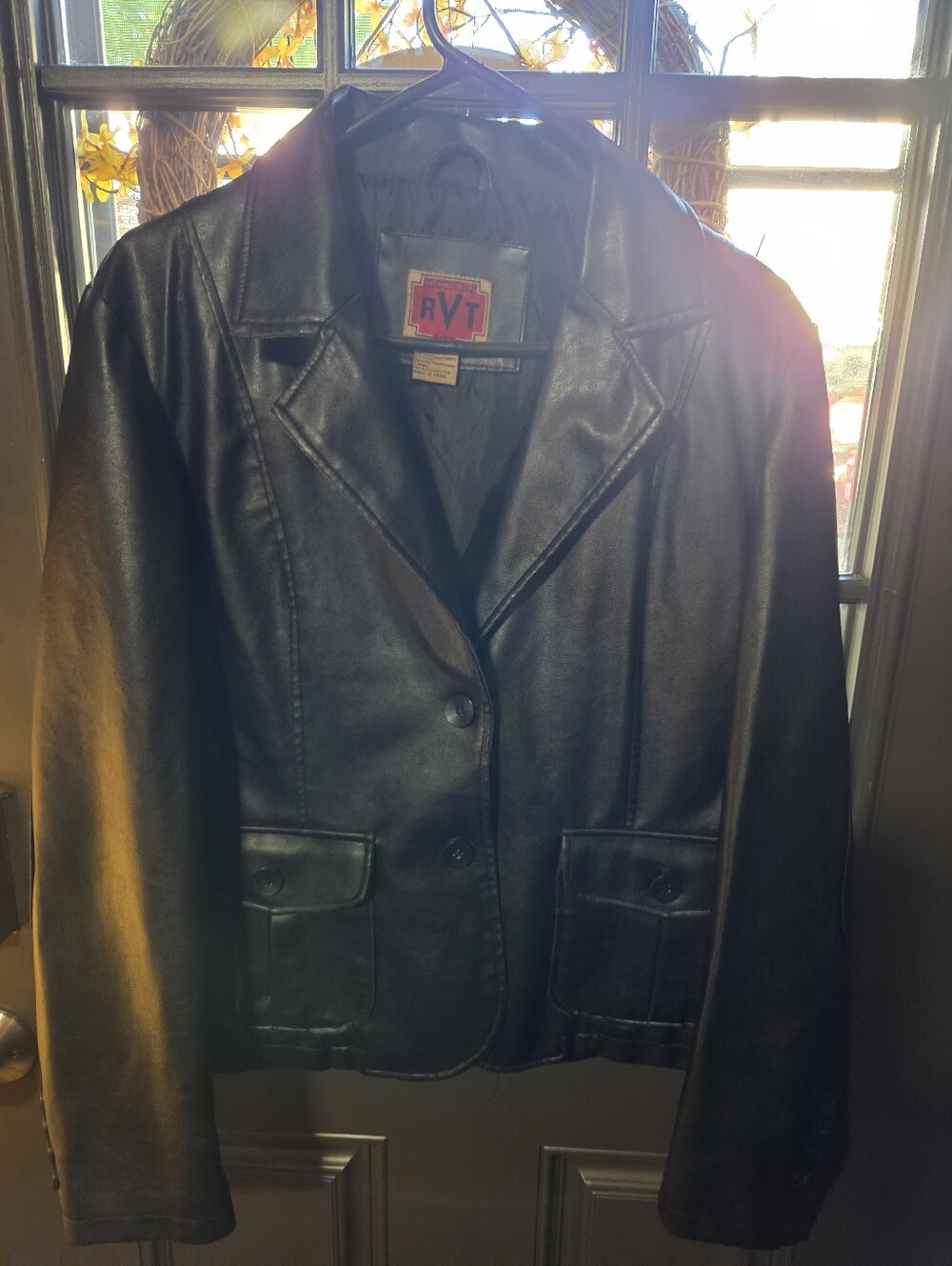 RVT Black Faux Leather Women's Blazer Jacket,Vintage,Great Condition,Size Large